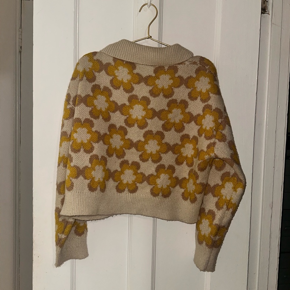 Floral Cardigan - Picture 2 of 3